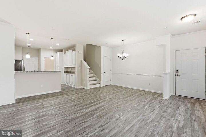 Property Photo: 4936 Dane Ridge Circle VA 22193