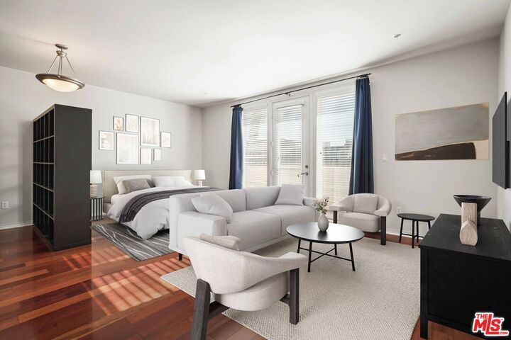 Property Photo:  360 W Avenue 26  CA 90031 