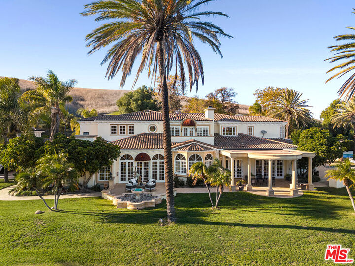 Property Photo: 3855 Brunston Ct CA 91362