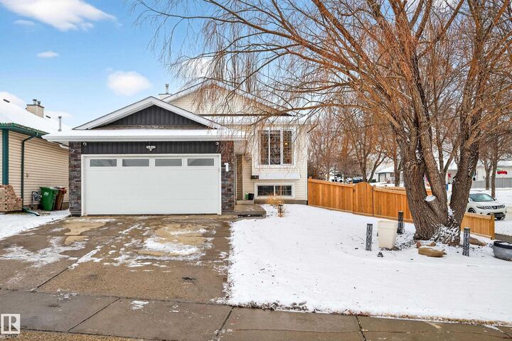 1 Hunter Place  St. Albert AB T8N 5W6 photo