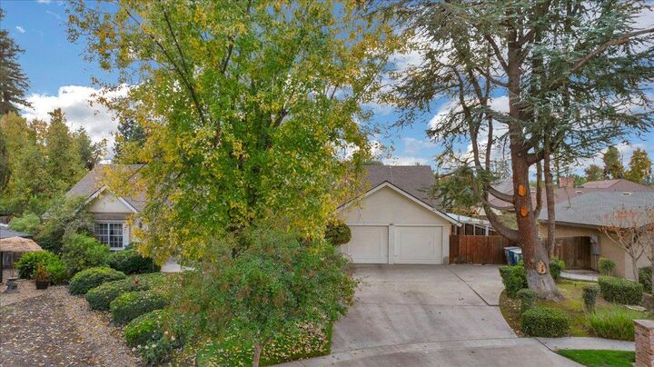 Property Photo:  6691 N Feland Avenue  CA 93711 