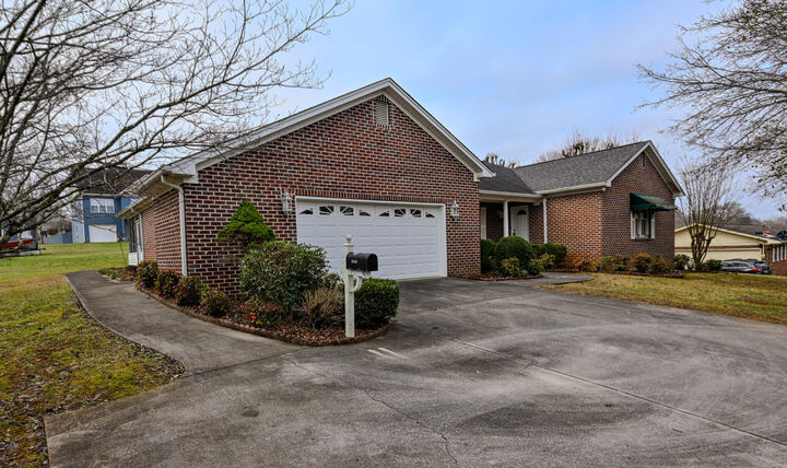 Property Photo:  3638 Bowman Circle Drive NE  TN 37312 
