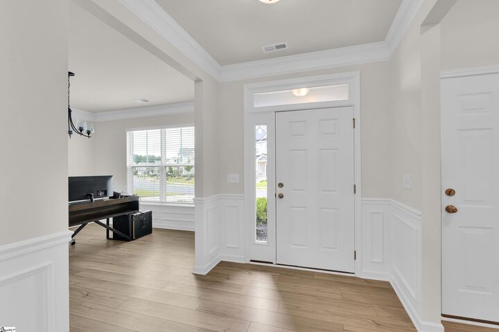 Property Photo: 620 Columbus Circle SC 29680