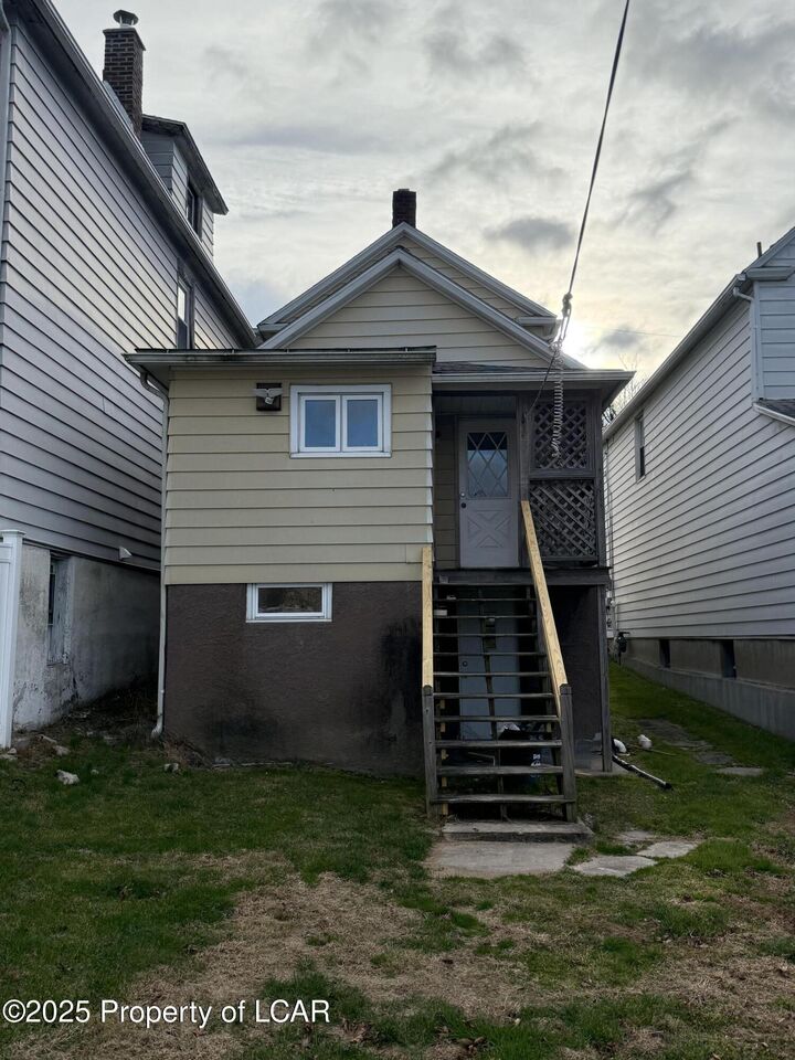 Property Photo: 54 Mercer Street PA 18705