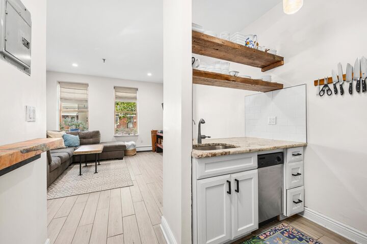 Property Photo:  54 Magnolia Ave 1*5  NJ 07306 