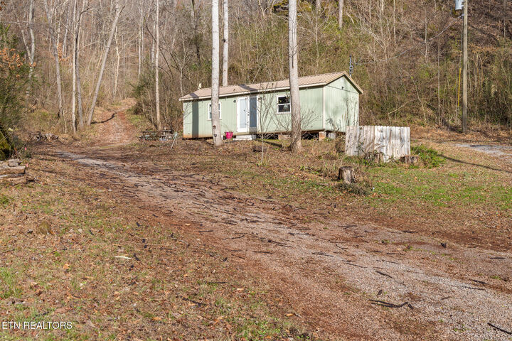 Property Photo:  168 County Road 484 Rd  TN 37329 