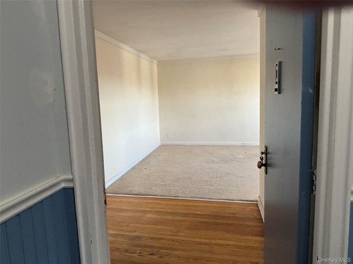 Property Photo: 196 Underhill Avenue 2A NY 10604