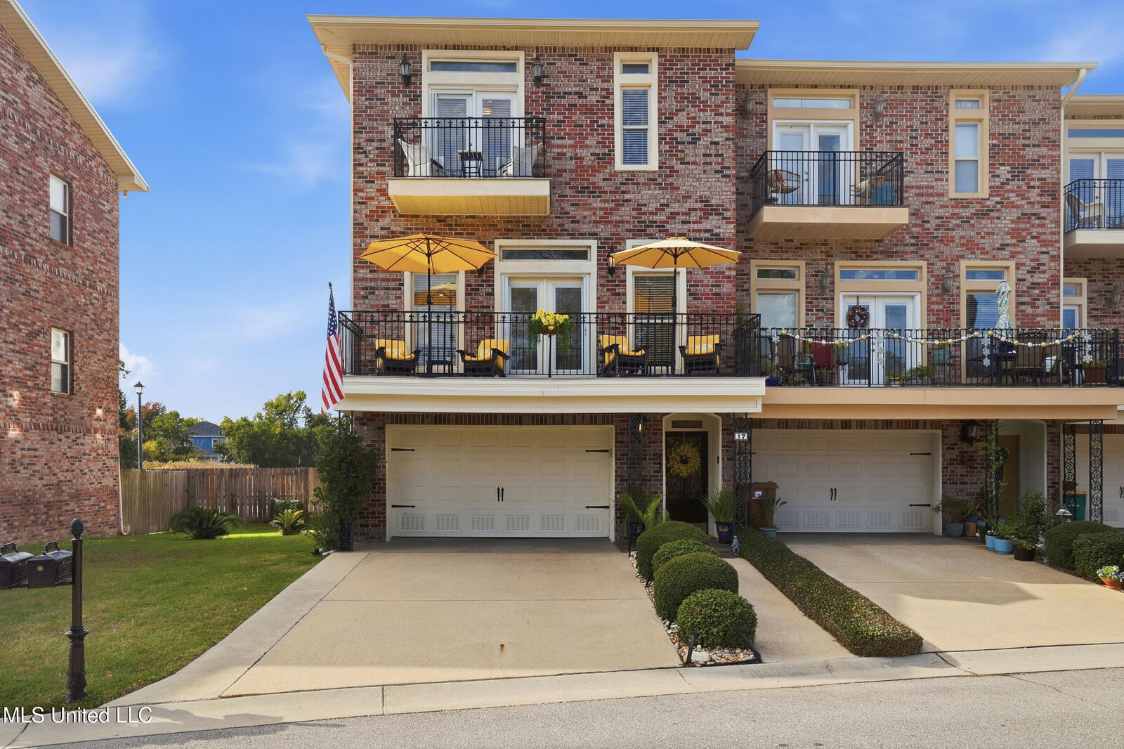 Property Photo:  17 Oak Alley Lane  MS 39560 