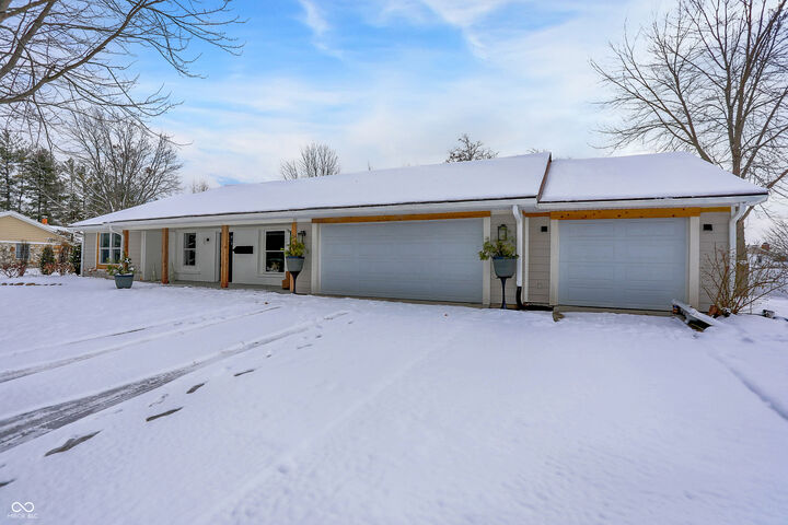 Property Photo: 9785 Barth Drive IN 46077
