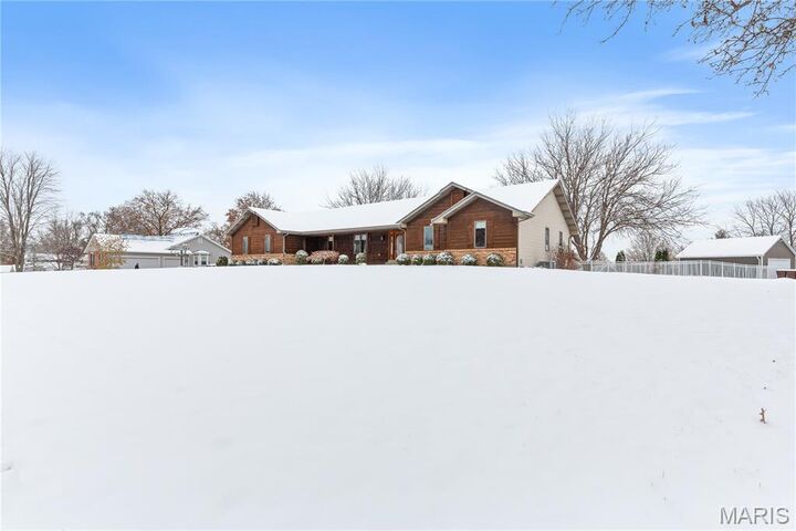 Property Photo:  206 Virginia Water Court  MO 63304 