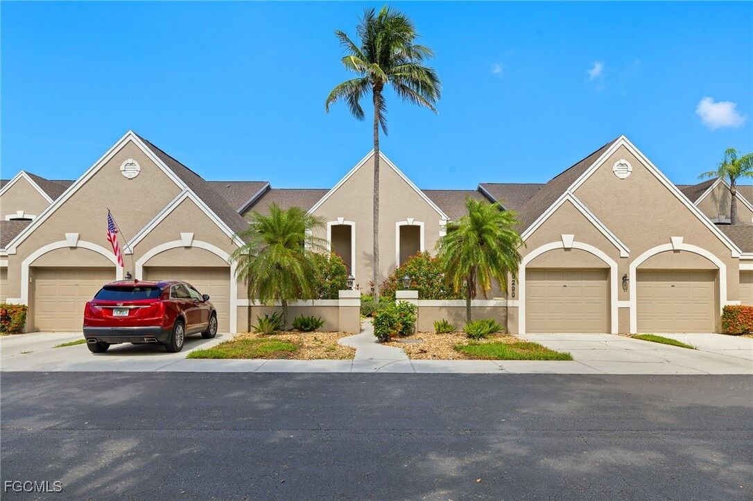 Property Photo:  16290 Kelly Cove Drive 253  FL 33908 