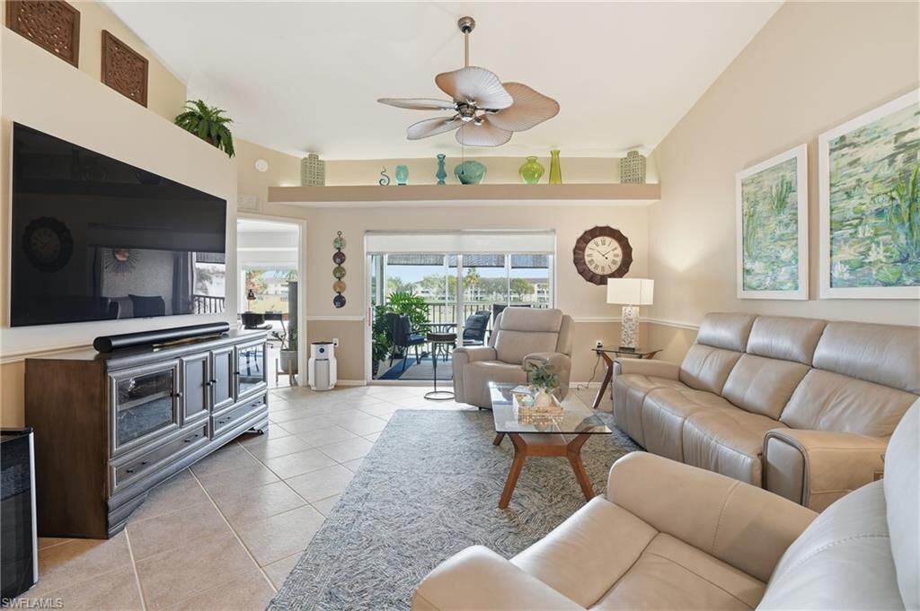 Property Photo:  2820 Cypress Trace Cir 2021  FL 34119 