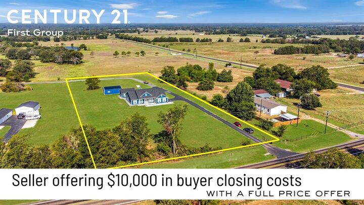 Property Photo:  27084 Fm 47  TX 75169 