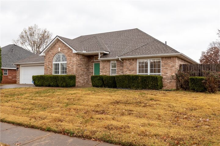 Property Photo: 3505 W Center Street AR 72756