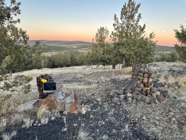 Property Photo:  14751 SE Browning Street  OR 97754 