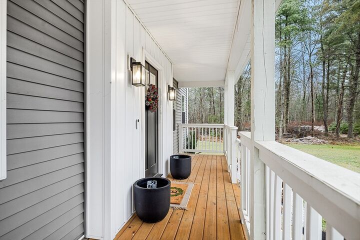 Property Photo:  48 Walnut St  MA 01516 