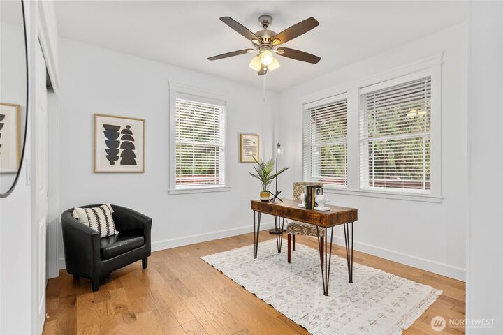 Property Photo:  7650 NE 204th Place  WA 98028 