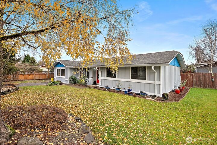 Property Photo: 1117 17th Street SW WA 98371