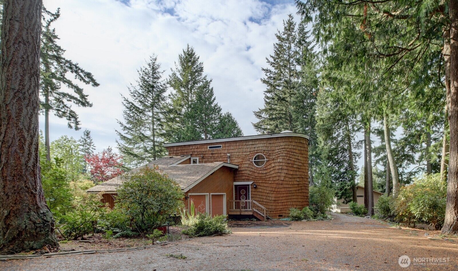 Property Photo:  7029  157th Street SW  WA 98026 
