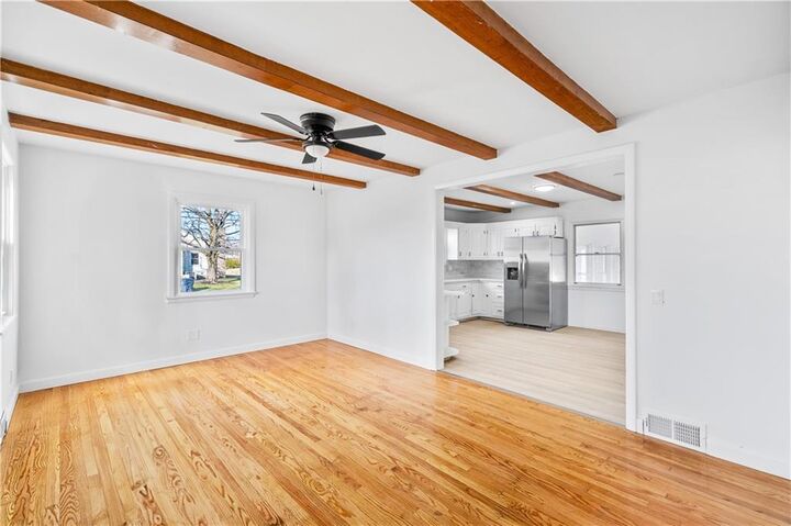 Property Photo:  2 Meadowbrook Road  RI 02911 