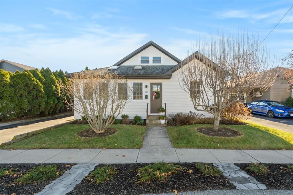 Property Photo:  32 Country Club Drive  RI 02888 