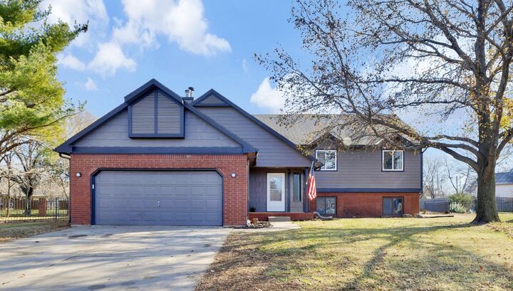 334 N Cyrilla Ct  Wichita KS 67235 photo