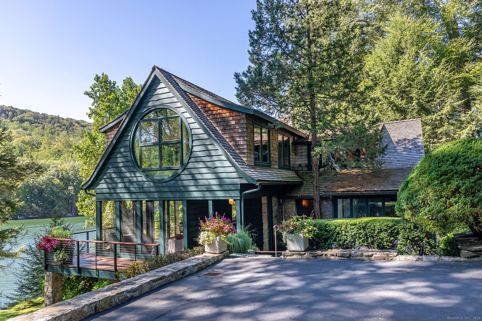 Property Photo:  21 Echo Drive  CT 06776 