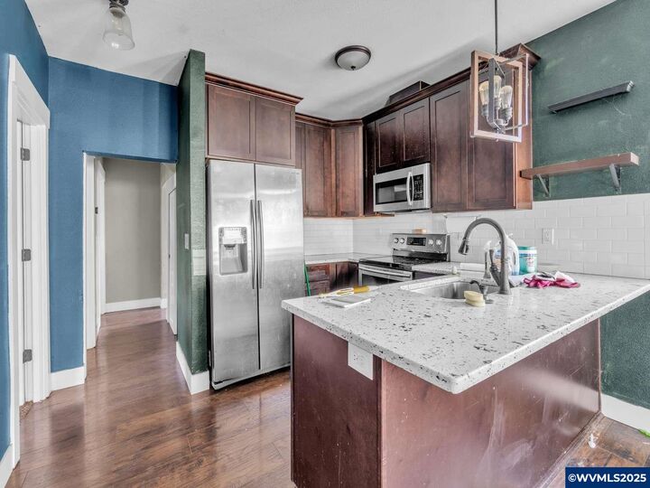 Property Photo:  1462 Tripp St SE  OR 97302 