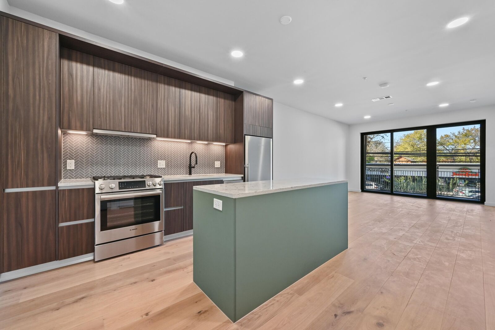 Property Photo: 2209 S 1st Street 218 TX 78704