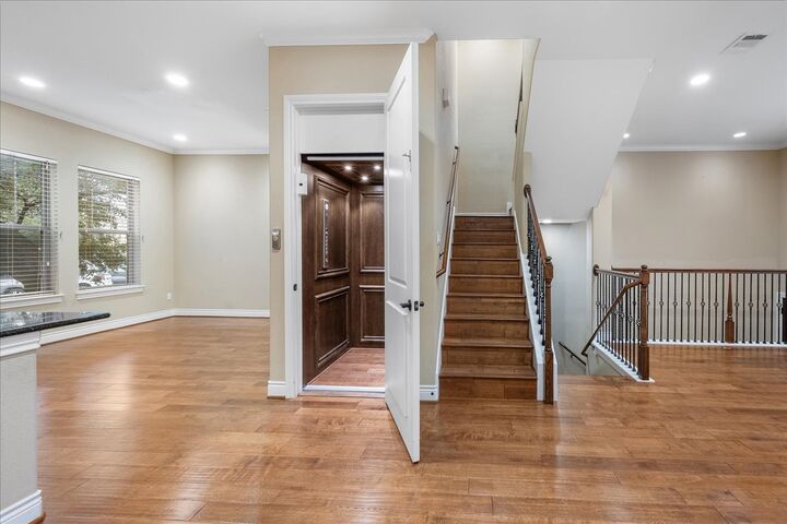 Property Photo:  1009 Highknoll Lane  TX 78628 