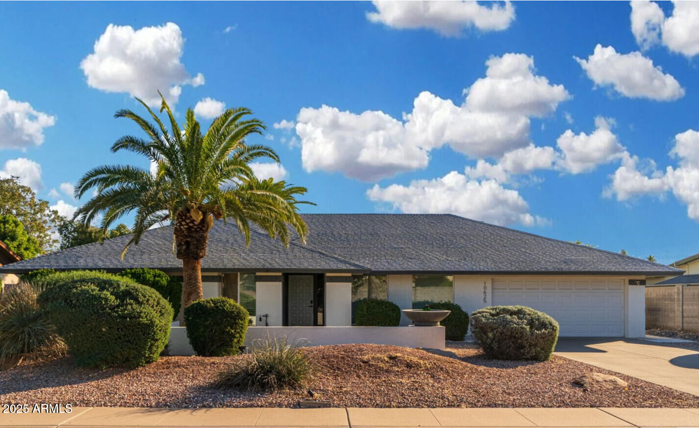Property Photo: 10625 N 26th Street AZ 85028