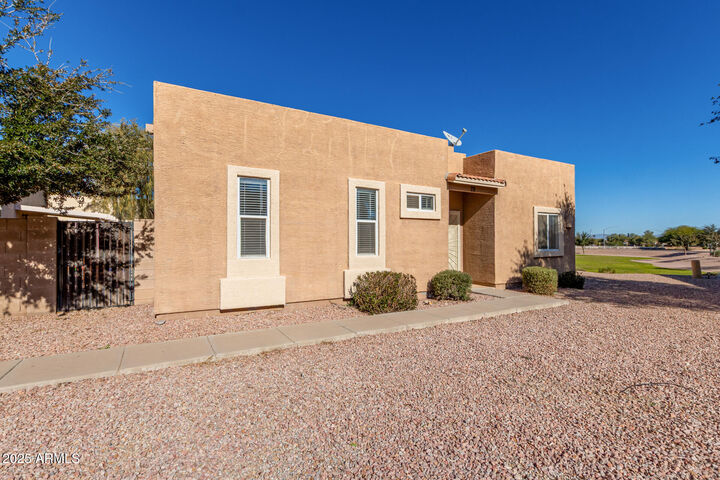 Property Photo:  2300 E Magma Road 79  AZ 85143 