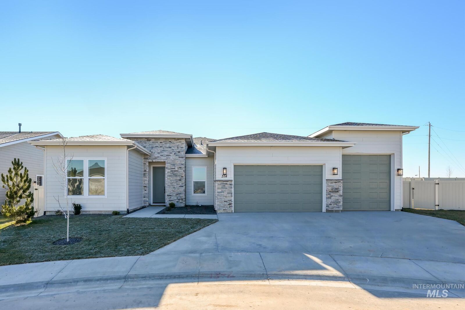 Property Photo:  9882 W Nicasio Dr  ID 83669 