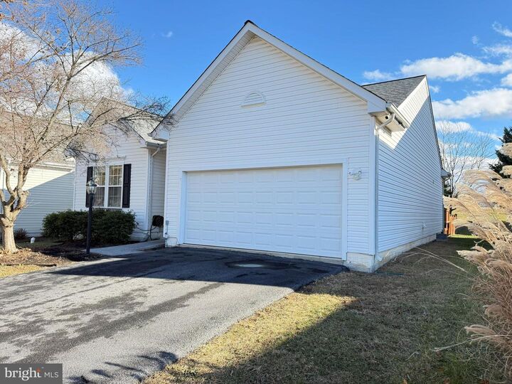 Property Photo:  110 April Avenue  VA 22655 