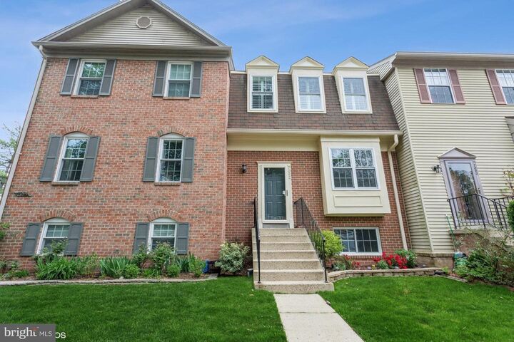 7092 Solomon Seal Court  Springfield VA 22152 photo