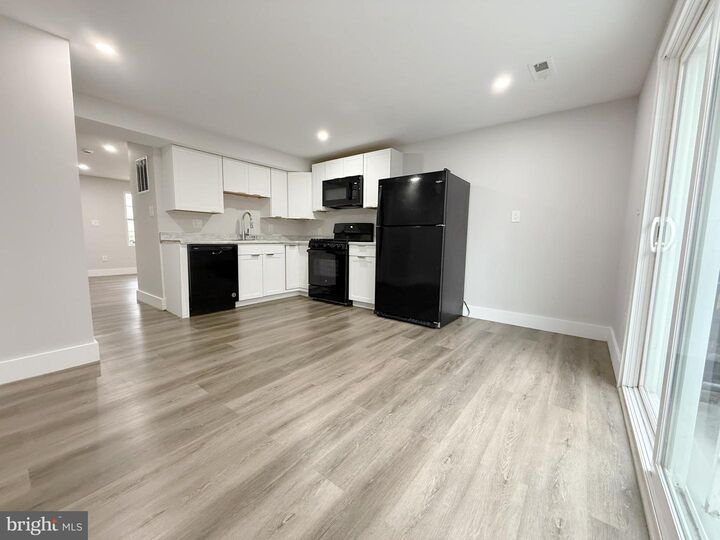 Property Photo: 1805 Village Green Dr MD 20785