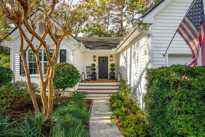 Property Photo:  634 Bridlewood Lane  SC 29464 