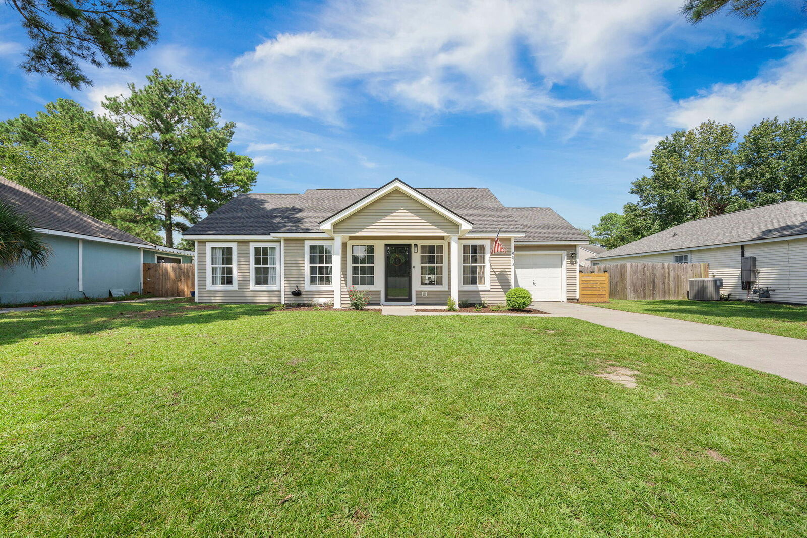Property Photo:  9873 Levenshall Drive  SC 29456 