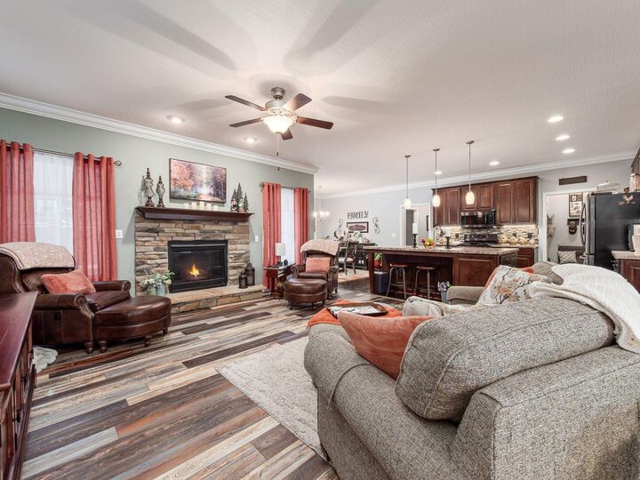 Property Photo:  290 Jenna Drive  OH 43055 