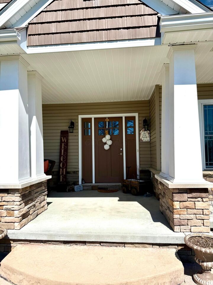 Property Photo:  290 Jenna Drive  OH 43055 