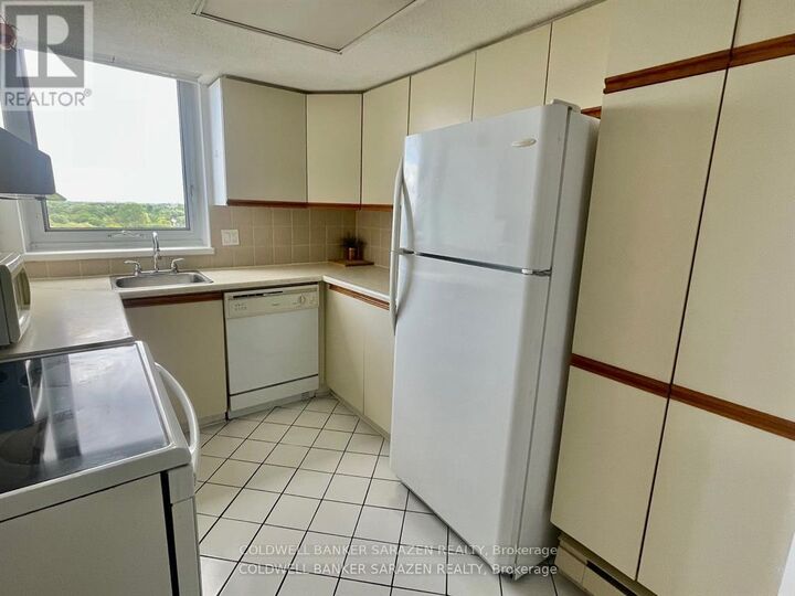 Property Photo: 80 Sandcastle Drive 1215 ON K2H 9E7