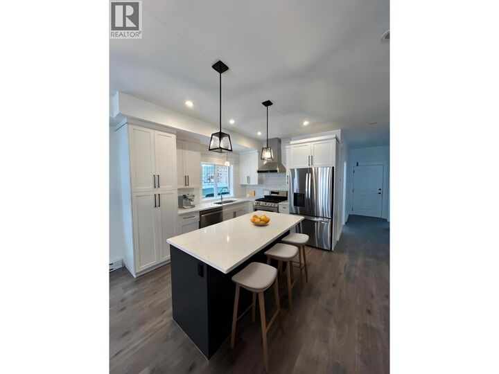 1365 Burfield Drive — photo 1