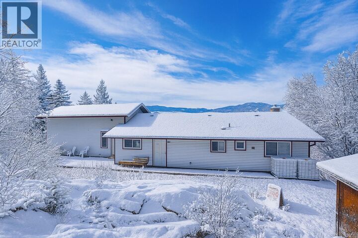 Photo de la propriété:  3104 Panorama Drive  BC V1K 1J4 