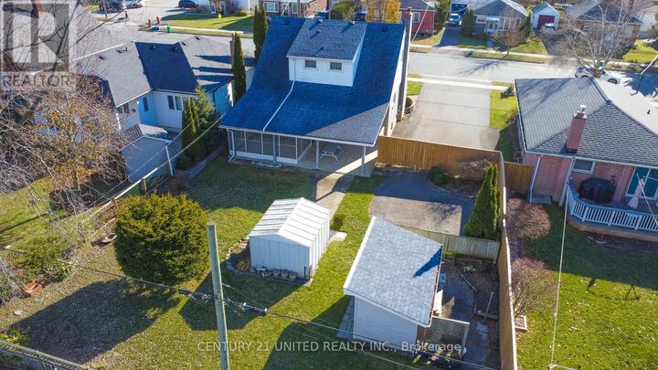 Photo de la propriété: 636 Cameron Street ON K9J 3Z8