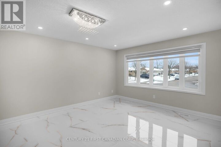 Photo de la propriété:  1046 Jalna Boulevard  ON N6E 2M1 