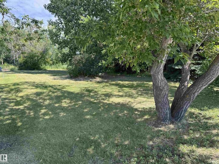 5318 Railway Avenue — photo 1