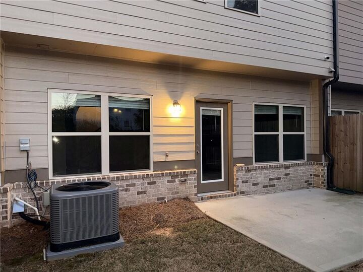 Property Photo: 480 Rockfern Court GA 30047