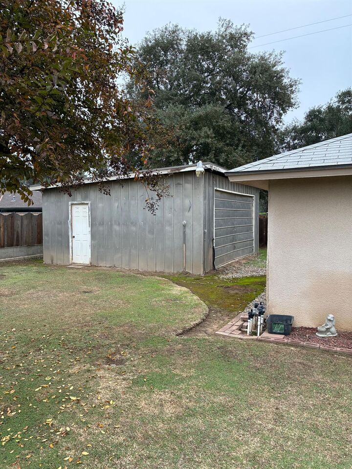 Property Photo:  6874 E E. Olive Avenue E  CA 93727 