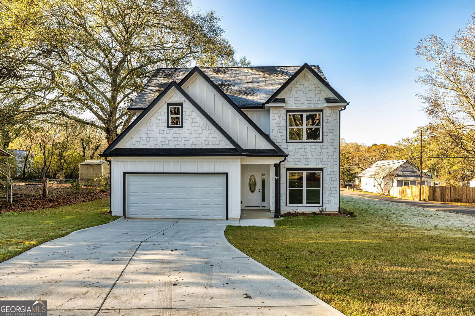 Property Photo:  142 Arnco 3rd Street  GA 30263 