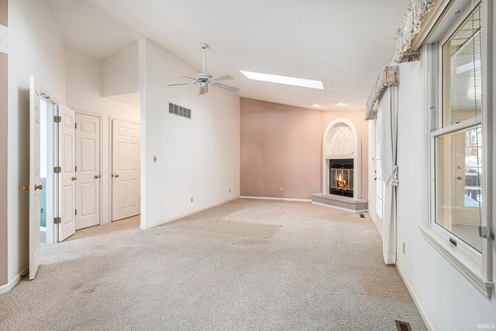 Property Photo: 1715 Woodland Drive IN 46514